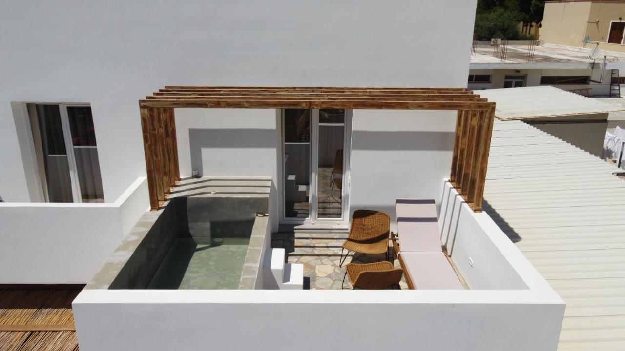 Aellia Hotel & Suites Leros Lakkion Экстерьер фото