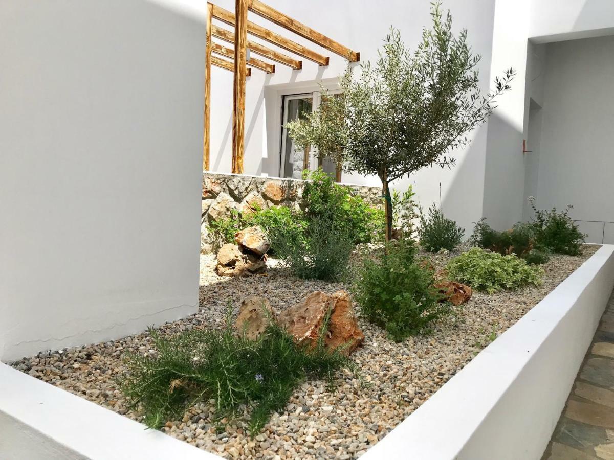 Aellia Hotel & Suites Leros Lakkion Экстерьер фото