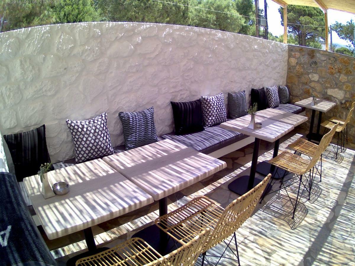 Aellia Hotel & Suites Leros Lakkion Экстерьер фото